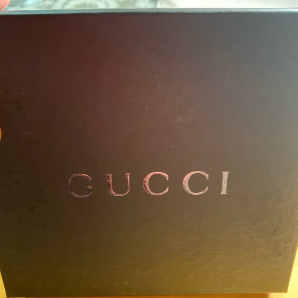 🔴SOLD🔴 Authentic Gucci Wallet - Picture 3 of 7